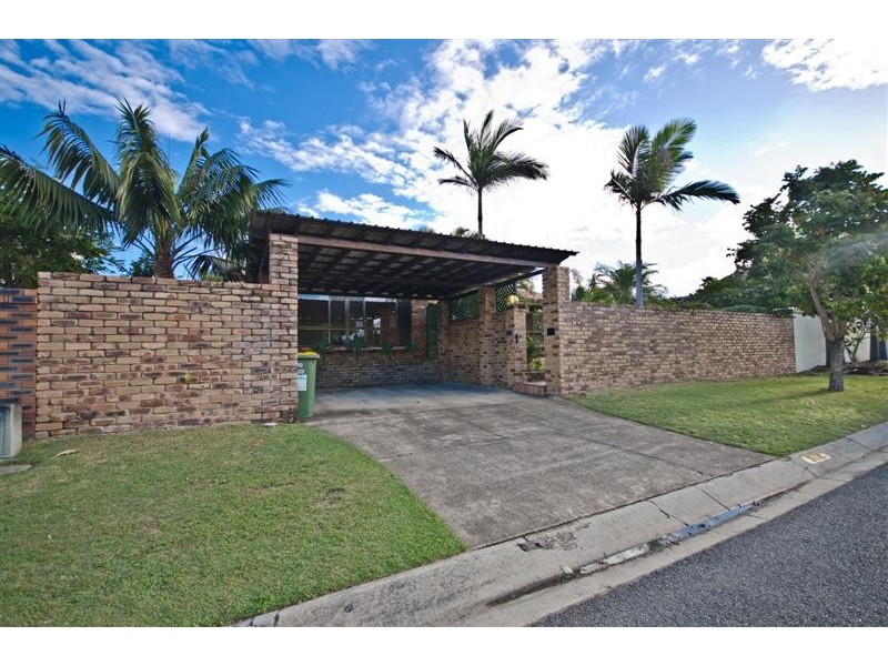80 Rumrunner Street, Mermaid Waters QLD 4218