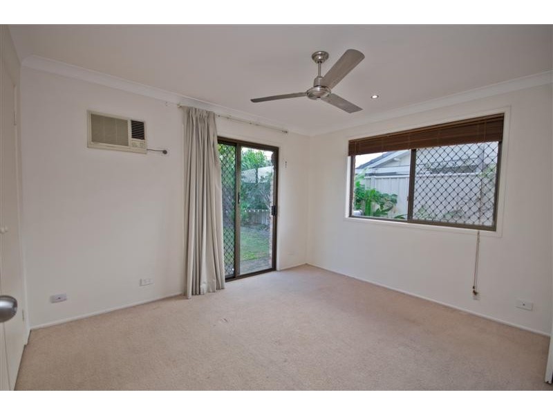 80 Rumrunner Street, Mermaid Waters QLD 4218