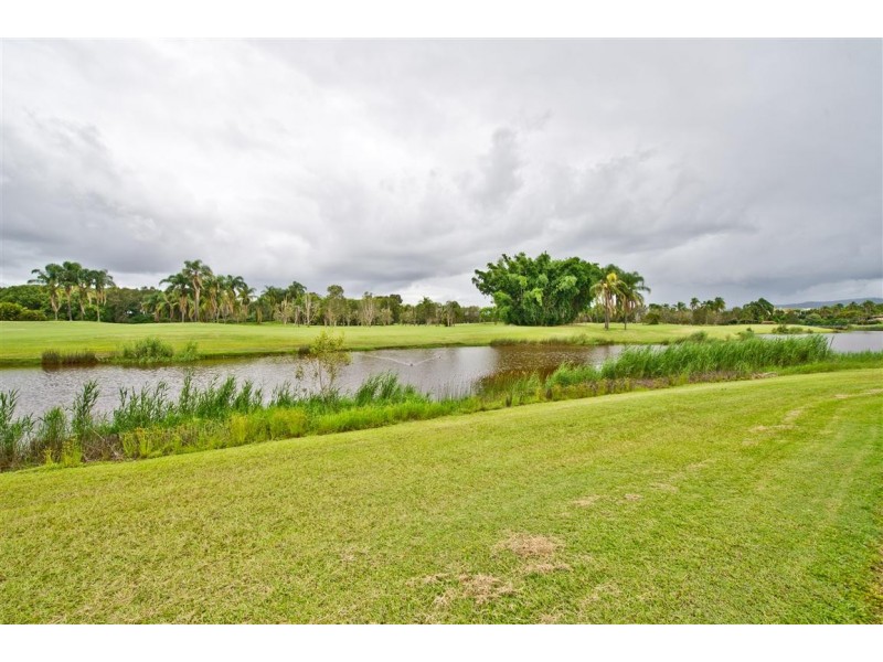 12 Meadowview Drive, Carrara QLD 4211