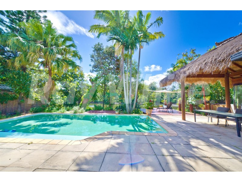 30 Karina Crescent, Broadbeach Waters QLD 4218