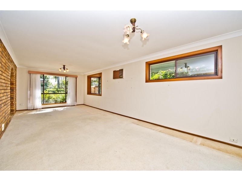 3 Moola Court, Broadbeach Waters QLD 4218