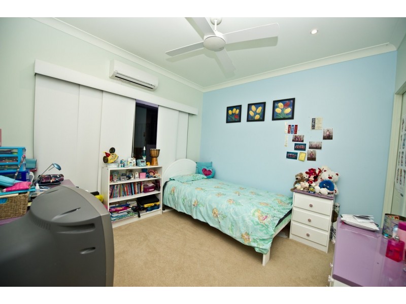 15 Skyburnett St, Reedy Creek QLD 4227