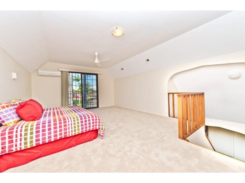 4 Kirribilli Ct, Robina QLD 4226