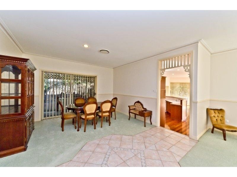10 Rosebud St, Robina QLD 4226