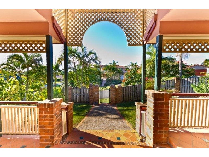 10 Rosebud St, Robina QLD 4226