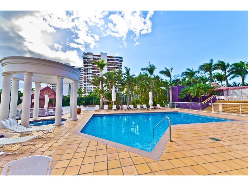 12 Commodore Drive, Paradise Waters QLD 4217