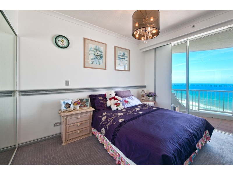 6 View Avenue, Surfers Paradise QLD 4217