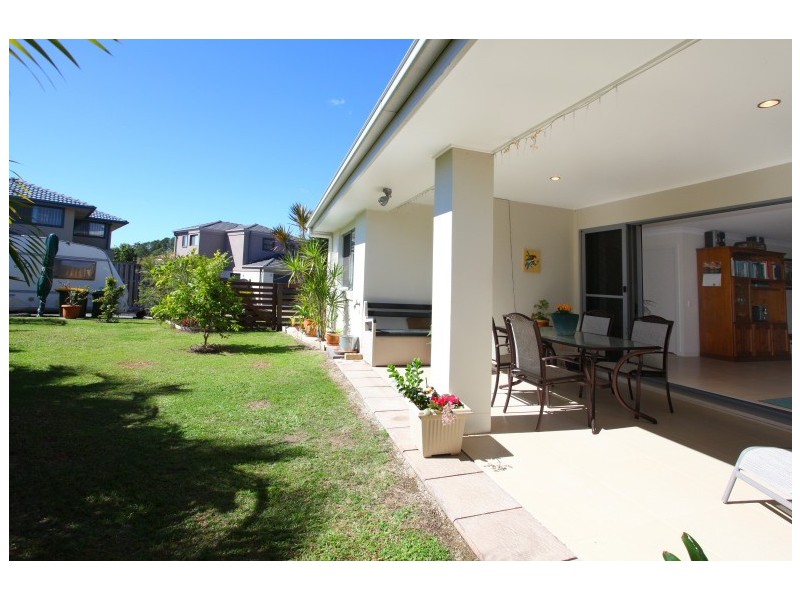 9 Oxford Court, Robina QLD 4226