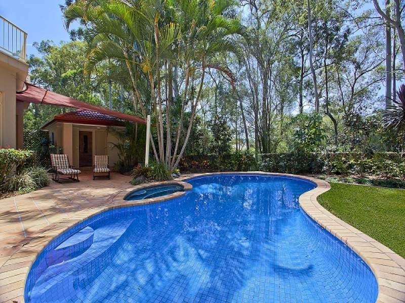 28 Banff Ct, Robina QLD 4226