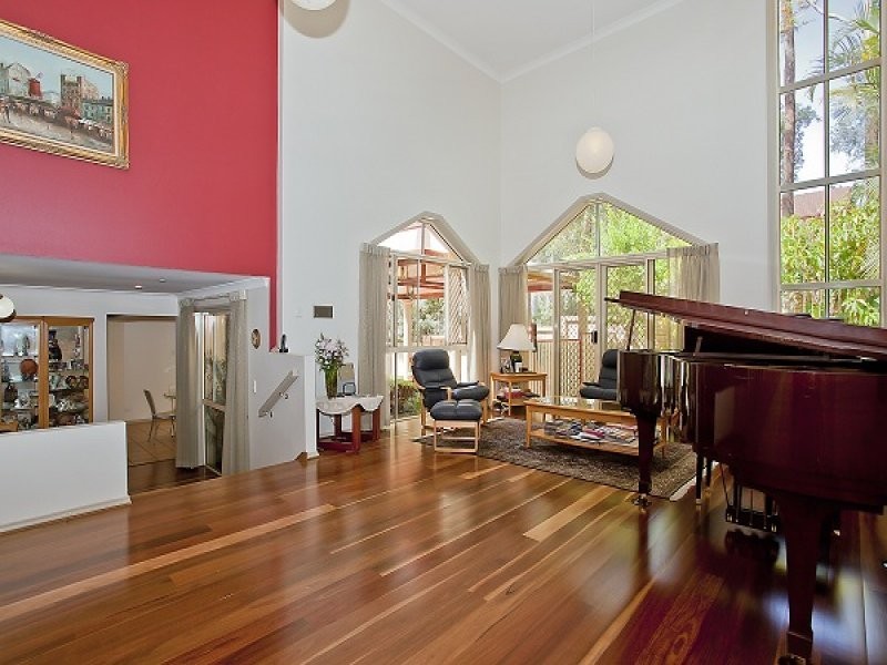 28 Banff Ct, Robina QLD 4226