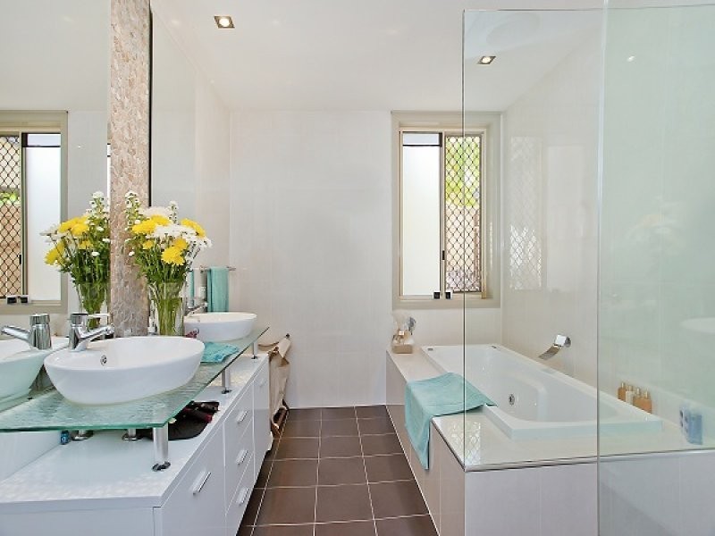 28 Banff Ct, Robina QLD 4226