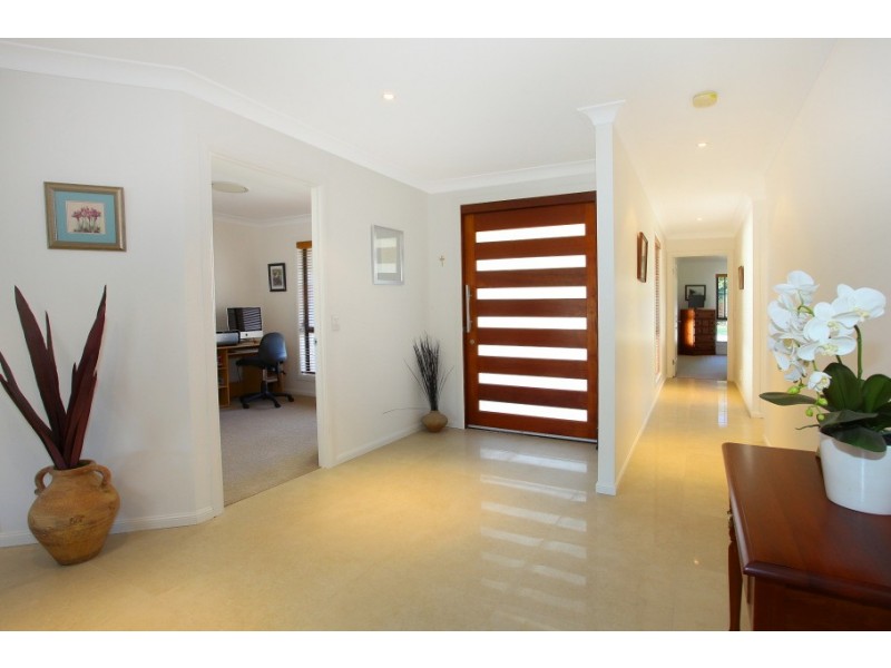 3 Sagitta Place, Robina QLD 4226