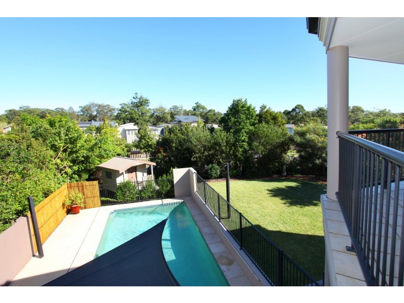 6 Sagitta Place, Robina QLD 4226