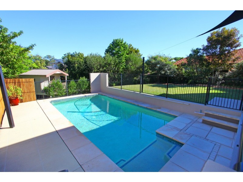 6 Sagitta Place, Robina QLD 4226