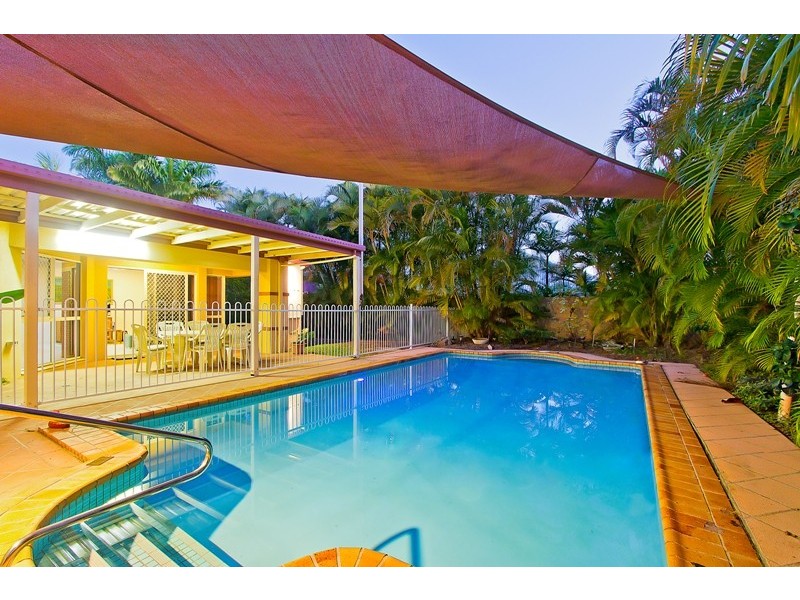 10 Julatten Drive, Robina QLD 4226