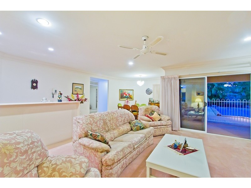 10 Julatten Drive, Robina QLD 4226