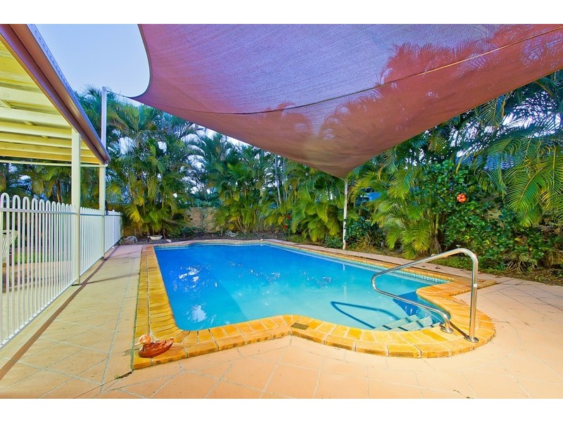 10 Julatten Drive, Robina QLD 4226