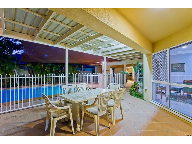 10 Julatten Drive, Robina QLD 4226