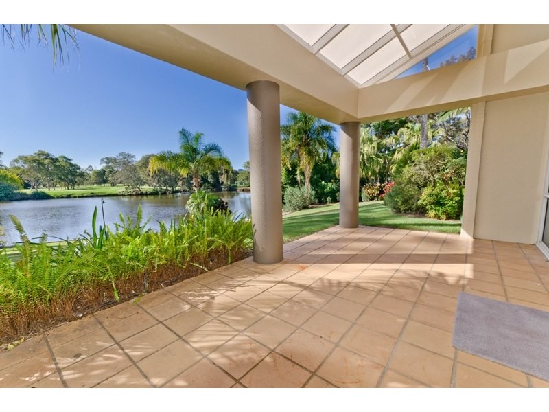 125 Santa Cruz Boulevard, Clear Island Waters QLD 4226