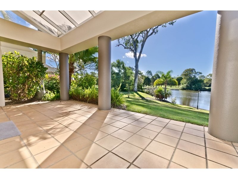 125 Santa Cruz Boulevard, Clear Island Waters QLD 4226