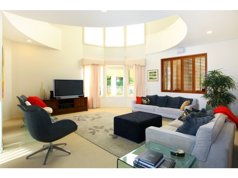 45 Kirralee Drive, Robina QLD 4226