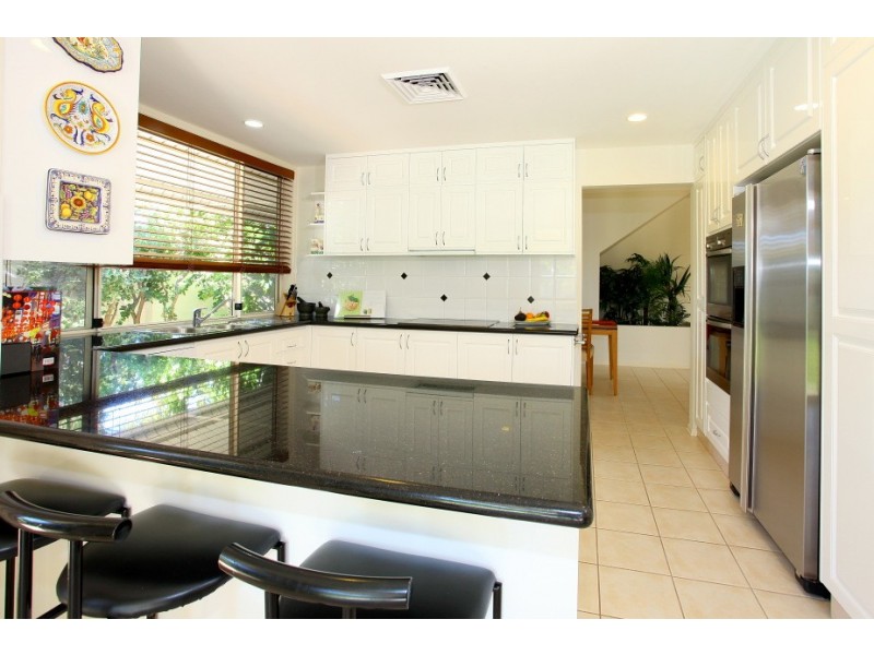 45 Kirralee Drive, Robina QLD 4226