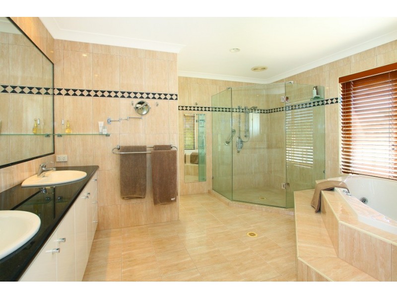 45 Kirralee Drive, Robina QLD 4226