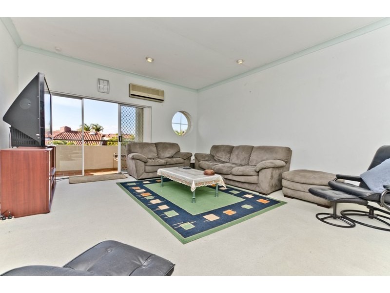 24 Ron Penhaligon Way, Robina QLD 4226