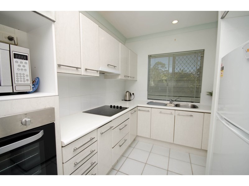 24 Ron Penhaligon Way, Robina QLD 4226