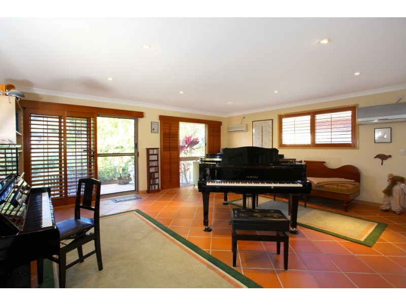 61 Glenmore Drive, Ashmore QLD 4214