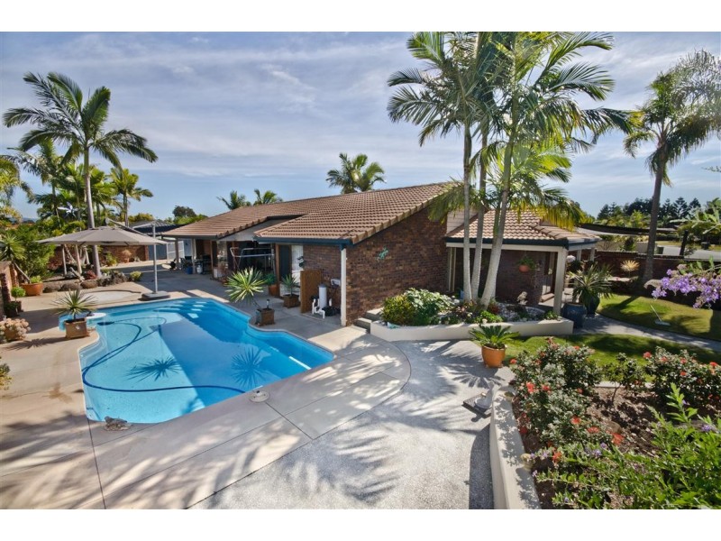 30 Newport Drive, Robina QLD 4226