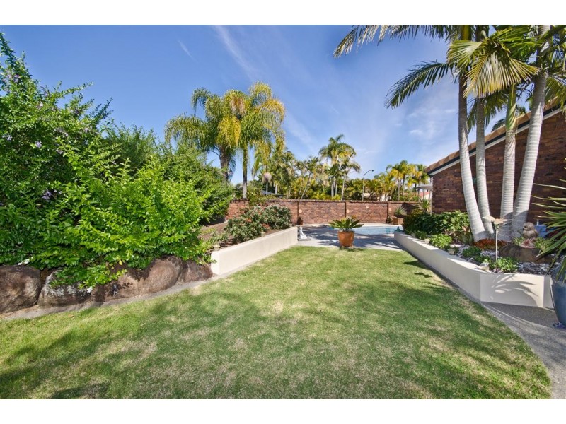 30 Newport Drive, Robina QLD 4226