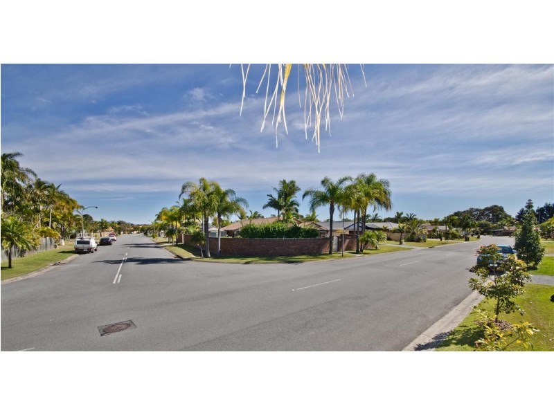 30 Newport Drive, Robina QLD 4226