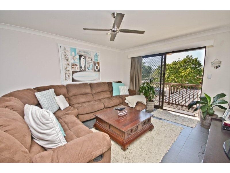 4/18 Peter Parade, Mermaid Waters QLD 4218