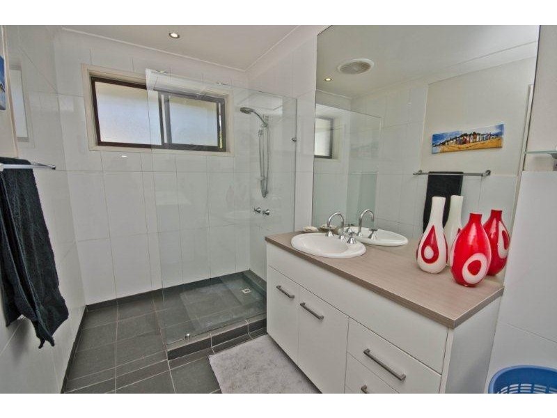 4/18 Peter Parade, Mermaid Waters QLD 4218
