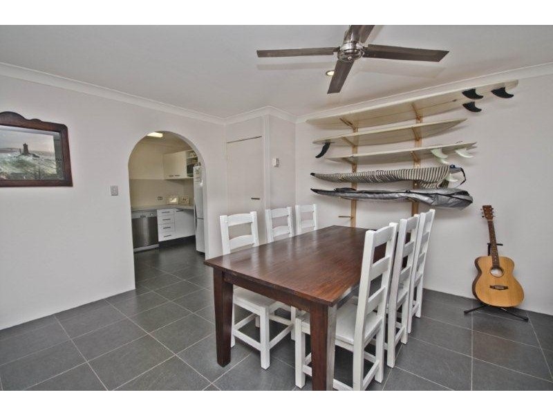 4/18 Peter Parade, Mermaid Waters QLD 4218