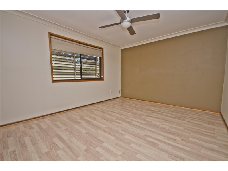 2/23 Tekapo Street, Broadbeach Waters QLD 4218