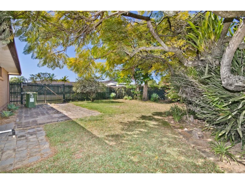 2/23 Tekapo Street, Broadbeach Waters QLD 4218