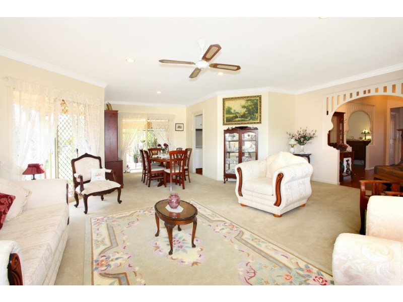 15 Port Jackson Blvd, Clear Island Waters QLD 4226