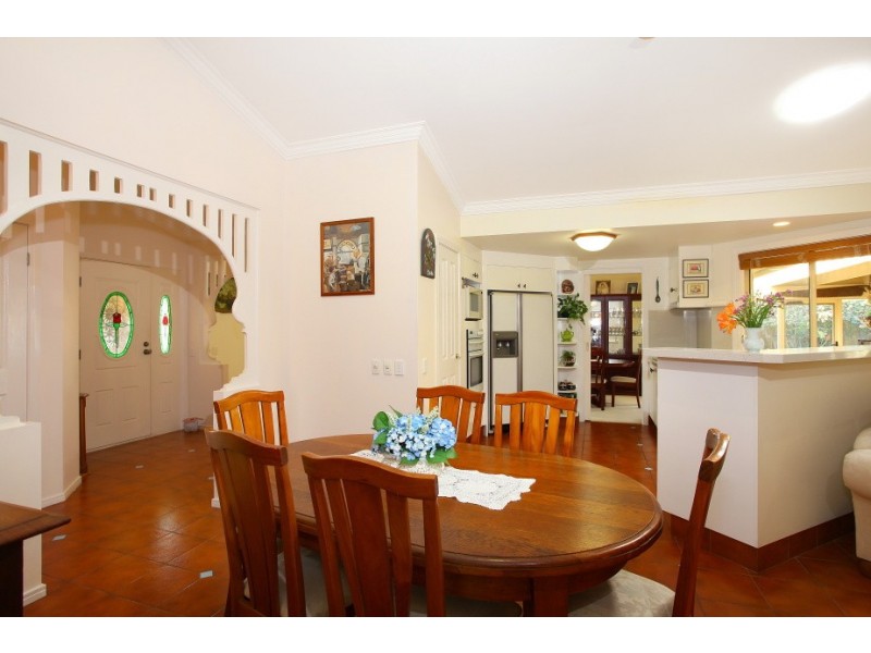 15 Port Jackson Blvd, Clear Island Waters QLD 4226