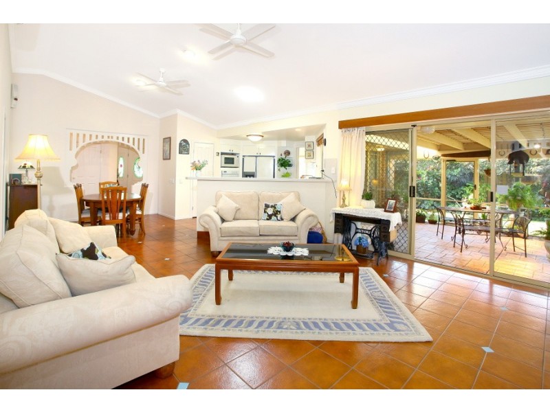 15 Port Jackson Blvd, Clear Island Waters QLD 4226