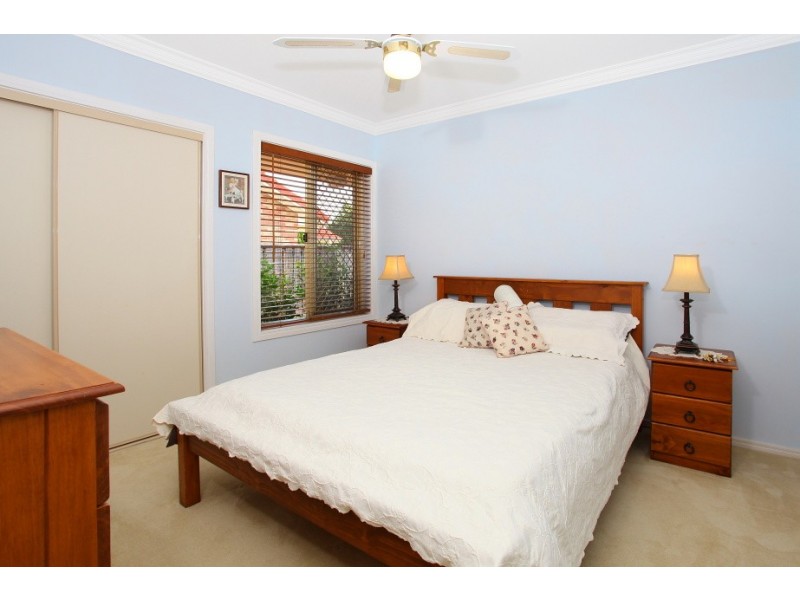 15 Port Jackson Blvd, Clear Island Waters QLD 4226