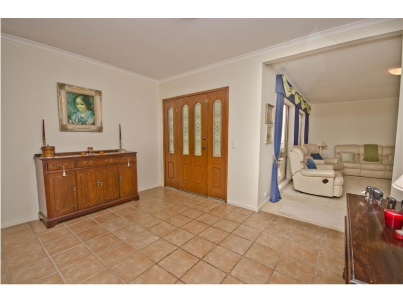 26 Banff Ct, Robina QLD 4226