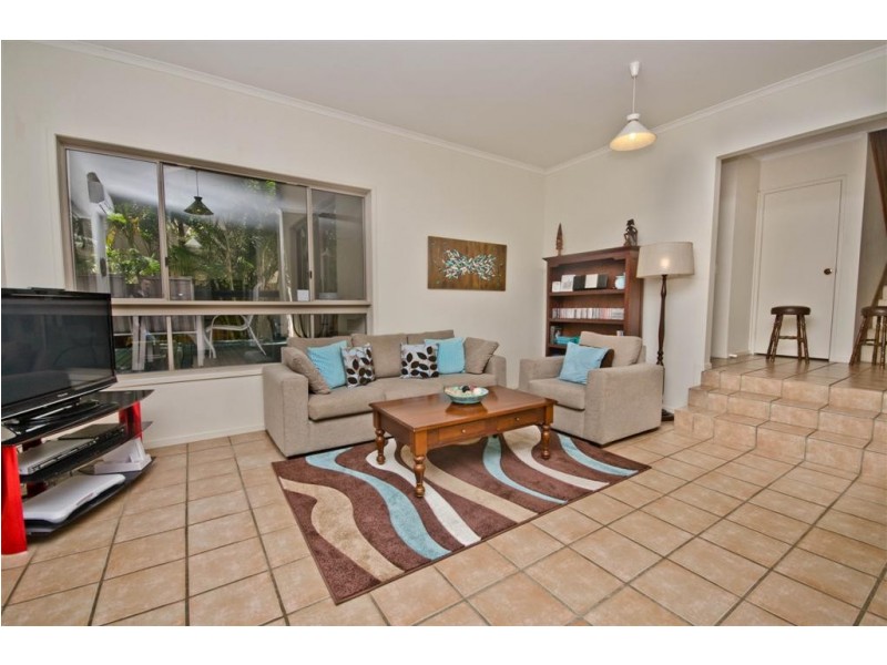 26 Banff Ct, Robina QLD 4226