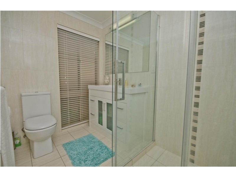 26 Banff Ct, Robina QLD 4226