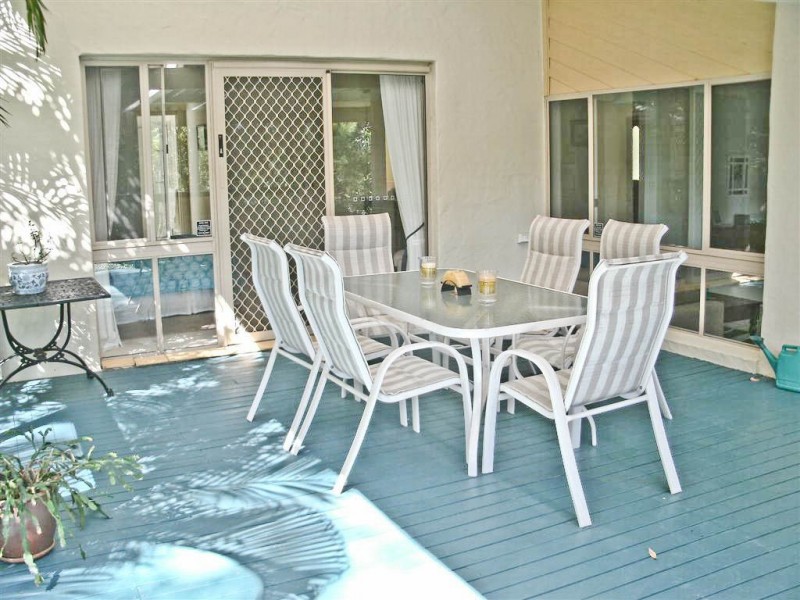 26 Banff Ct, Robina QLD 4226