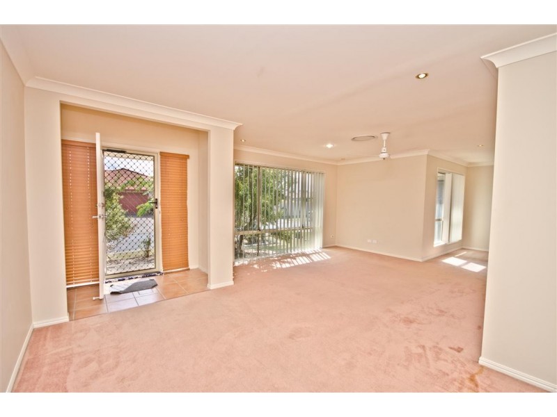 14 Eugene Drive, Varsity Lakes QLD 4227