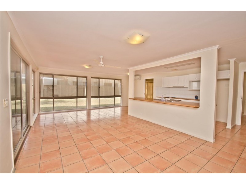 24 Cayman Drive, Clear Island Waters QLD 4226