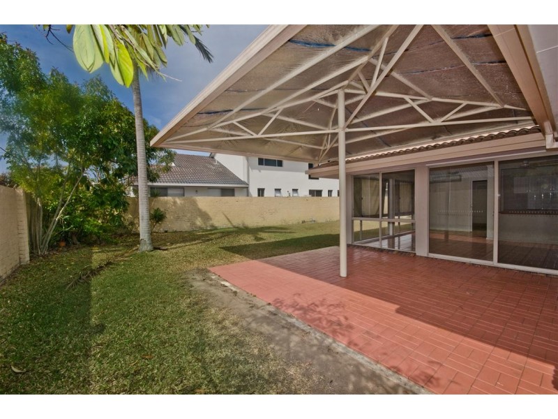 24 Cayman Drive, Clear Island Waters QLD 4226