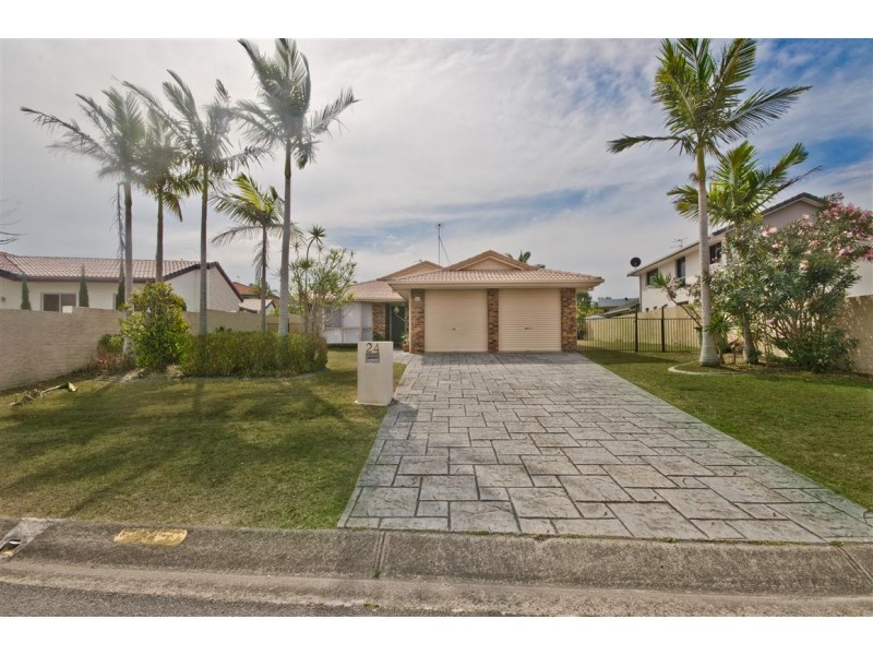 24 Cayman Drive, Clear Island Waters QLD 4226